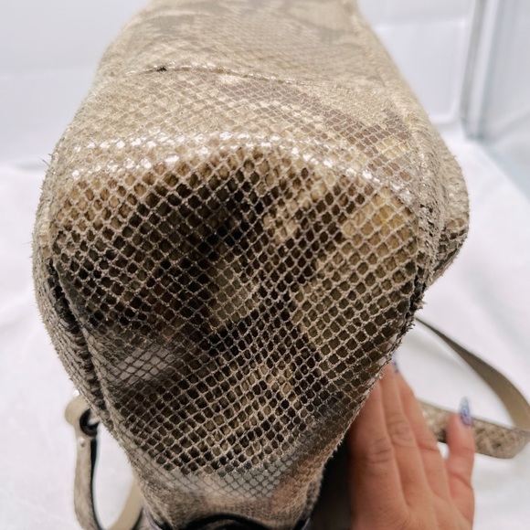 *Sold* Coach Campbell Eva Exotic Python Snakeskin Satchel w/ dust bag - Picture 4 of 12